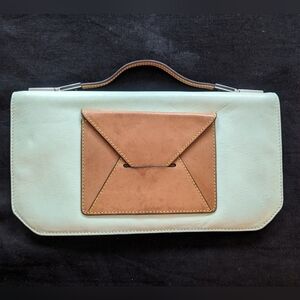 Leather Envelope Purse (NEW COLLECTION Etienne Aigner)